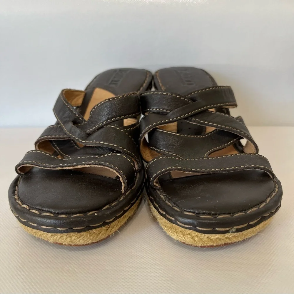 Born brown leather